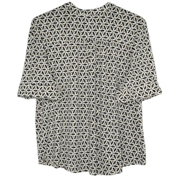 NWT Cocomo Plus Size 3X White Multi Color Studded Pintuck 3/4 Sleeve Blouse Top - Picture 2 of 6